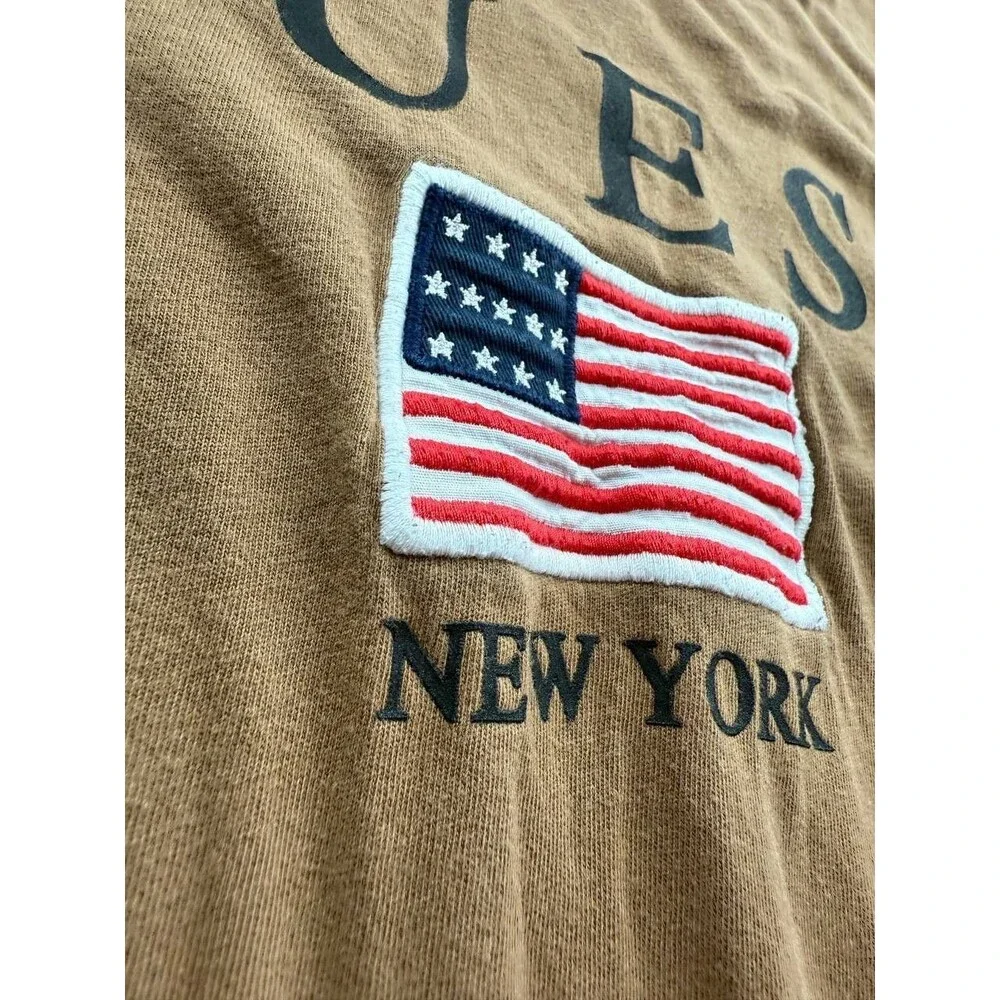 GUESS Embroidered Tee T-Shirt Mens Medium‎ Brown USA Flag Patriotic Short Sleeve - Picture 4 of 9